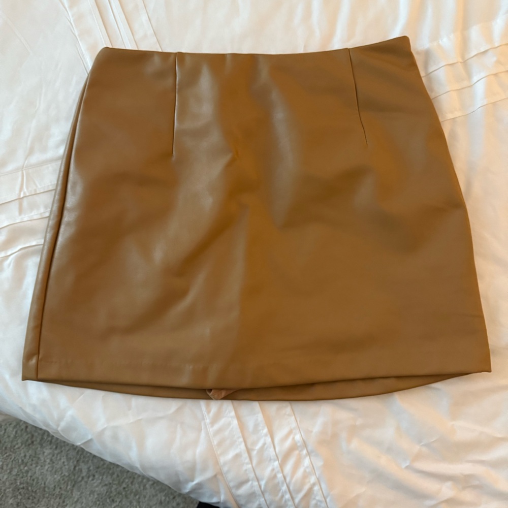 Abercrombie and Fitch vegan leather skort